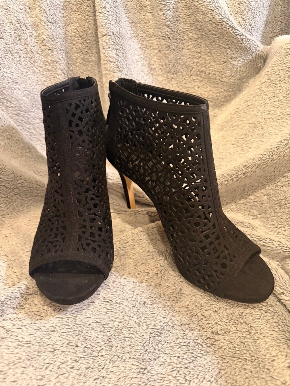 Alexia - Black - Shootie Heel (8)